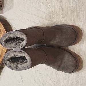 Kookaburra UGGS
